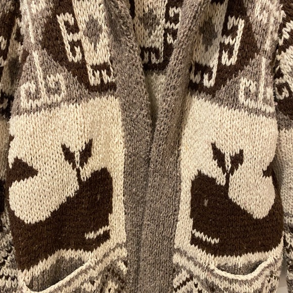 Cowichan vintage wool whale shawl cardigan sweater - Picture 3 of 16